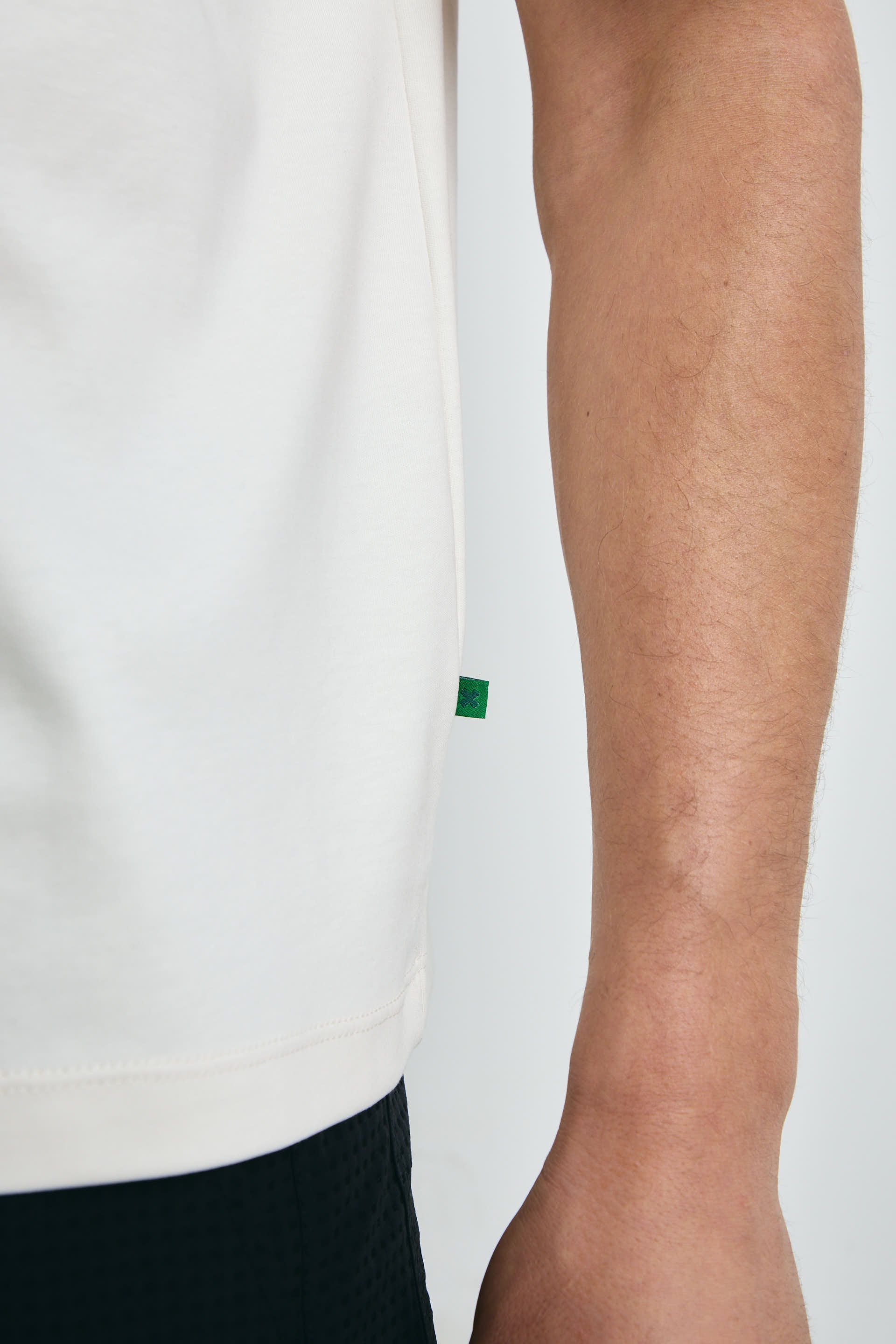 CAMISETA PISTOLITA - DIEZ X MR TOWERS