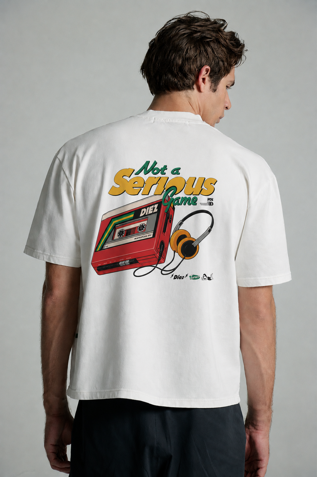 CAMISETA BOXY FIT * WALKMAN DIEZ