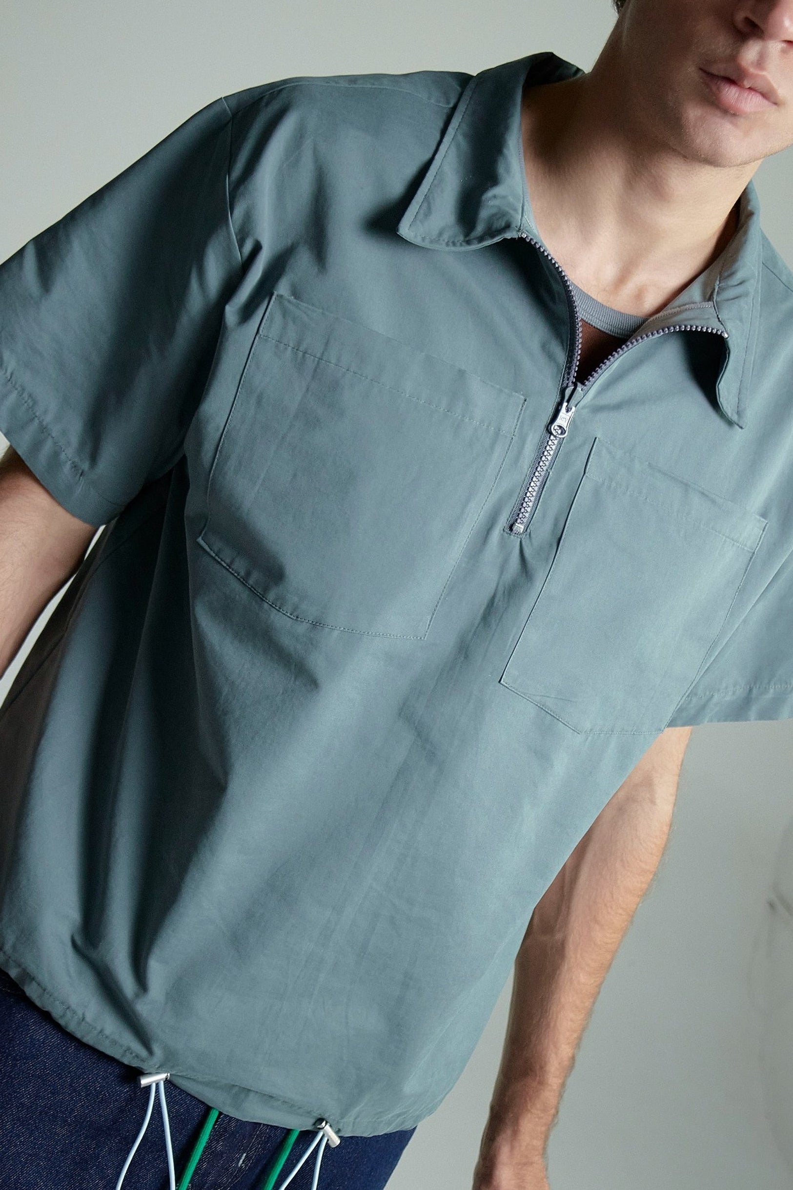 CAMISA CON CIERRE FRONTAL