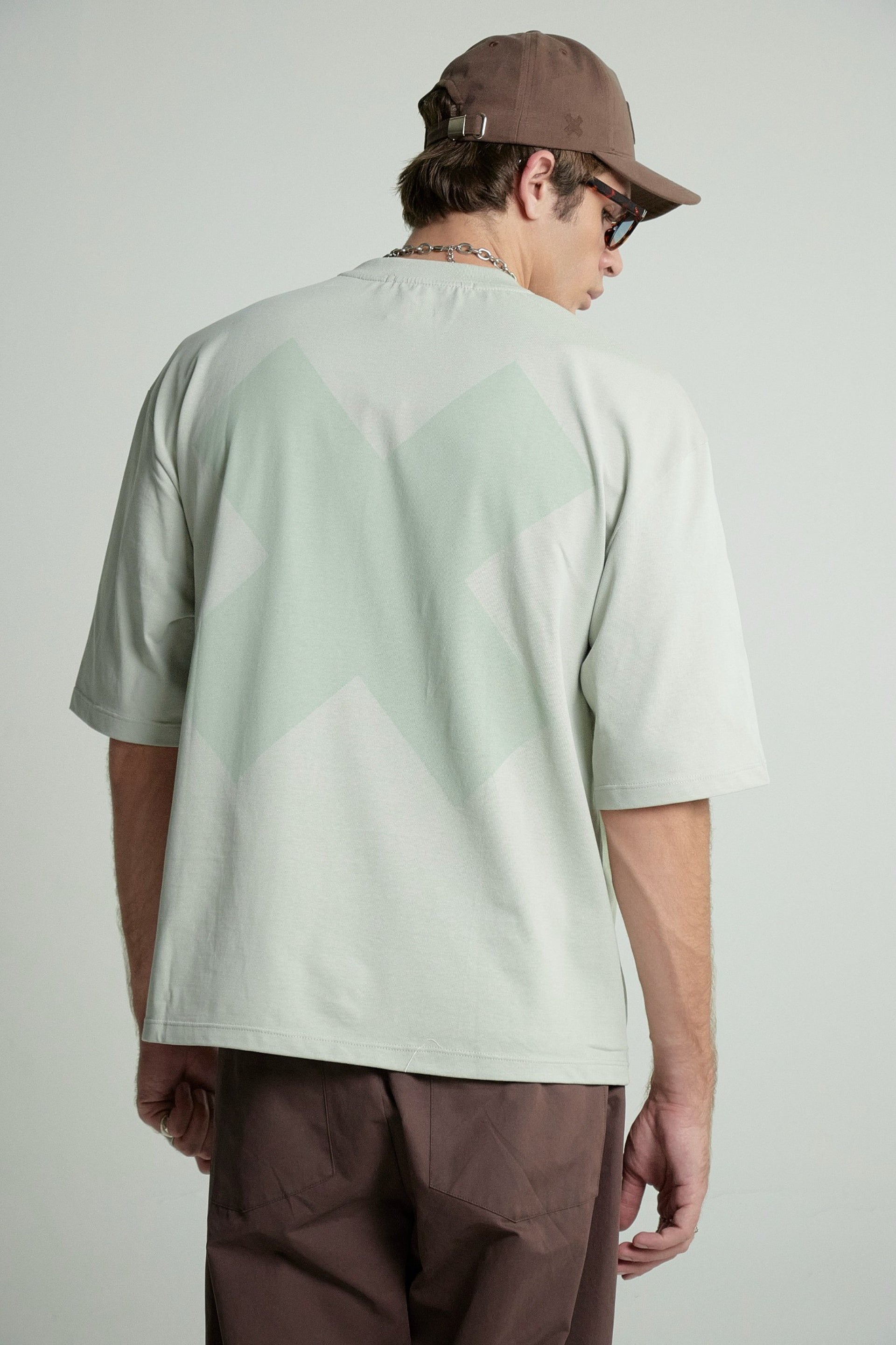 CAMISETA BOXY FIT OVERSIZED X GRIS