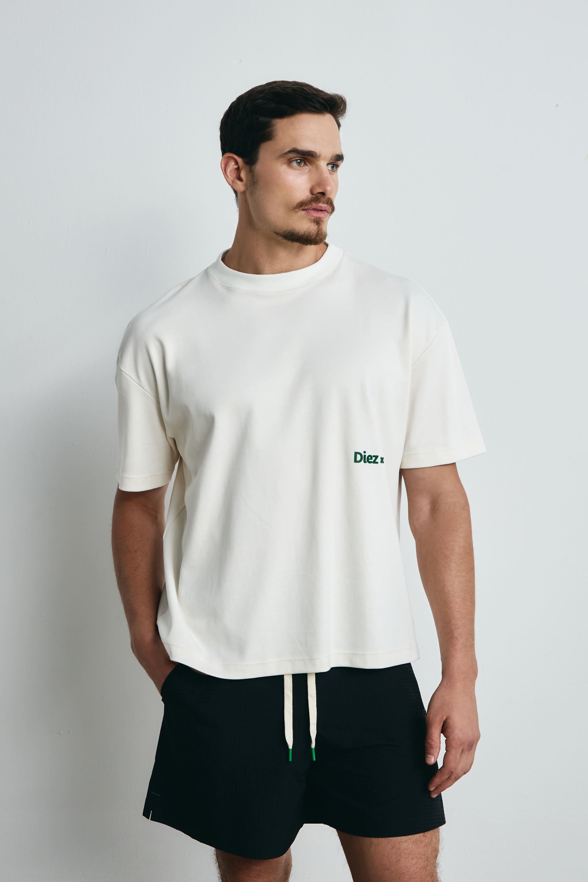 CAMISETA ROBOTSITO - DIEZ X MR TOWERS