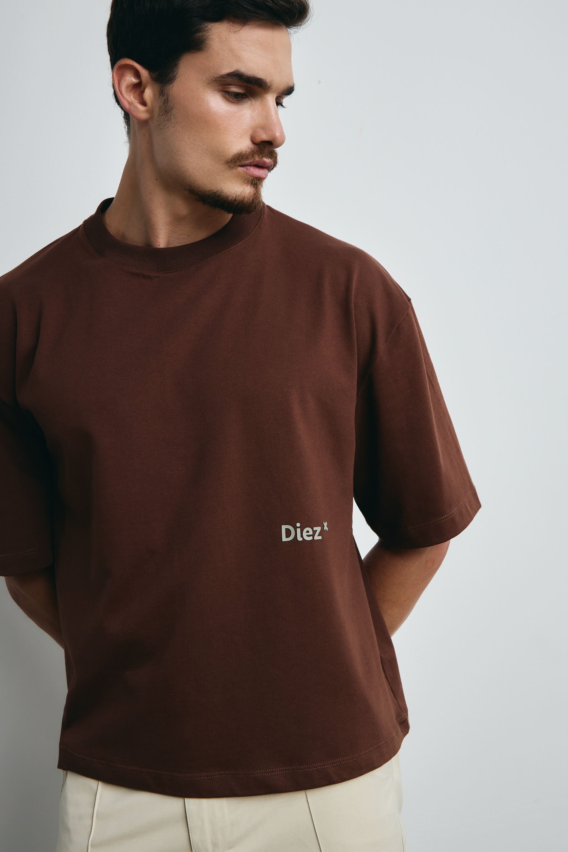 CAMISETA BOXY FIT X CHOCOLATE