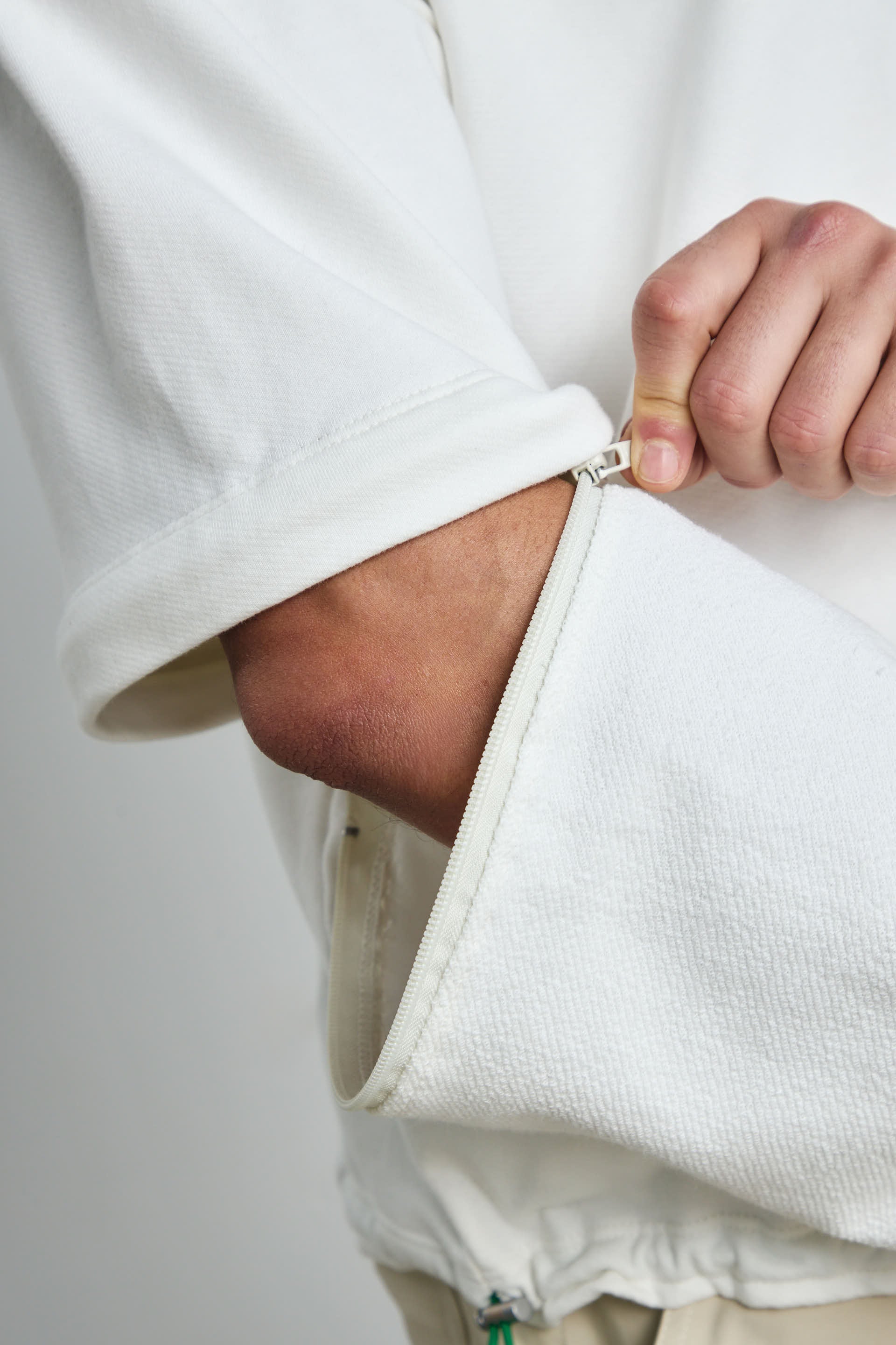 BUZO MANGAS REMOVIBLES