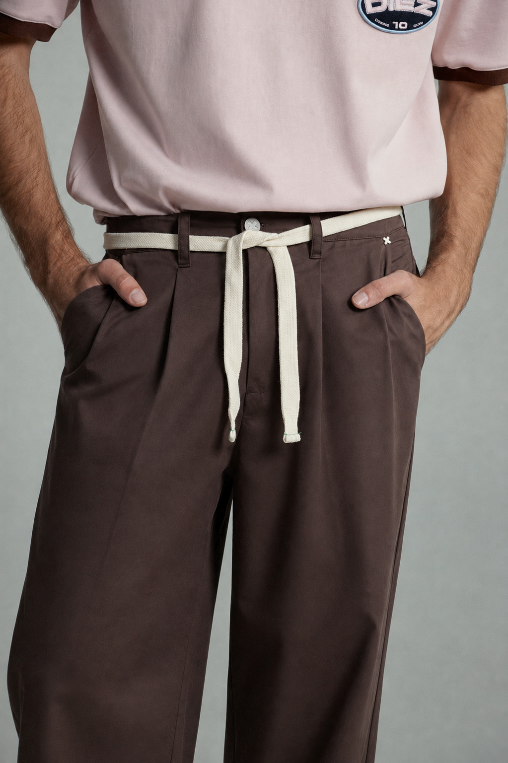 PANTALÓN WIDE LEG SILUETA CLÁSICA