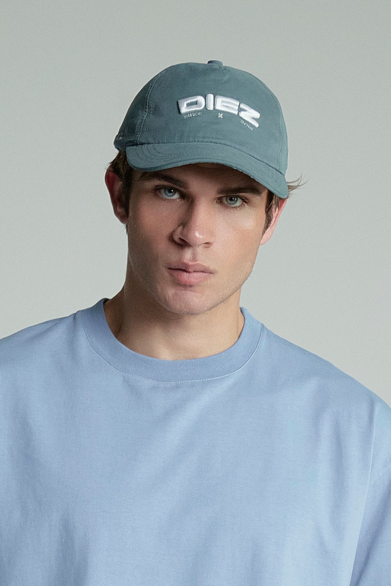 GORRA DIEZ AZUL