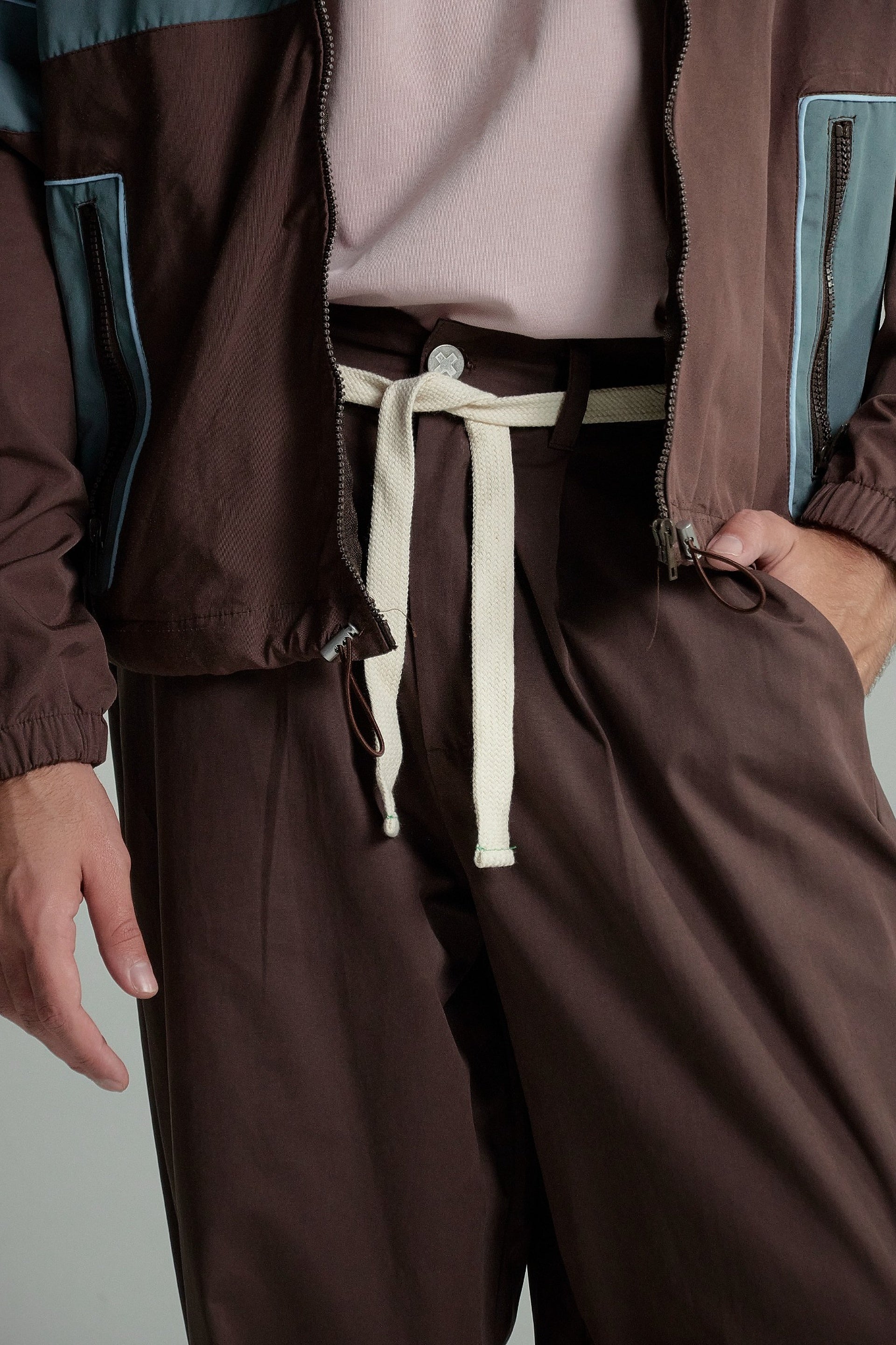 PANTALÓN WIDE LEG SILUETA CLÁSICA