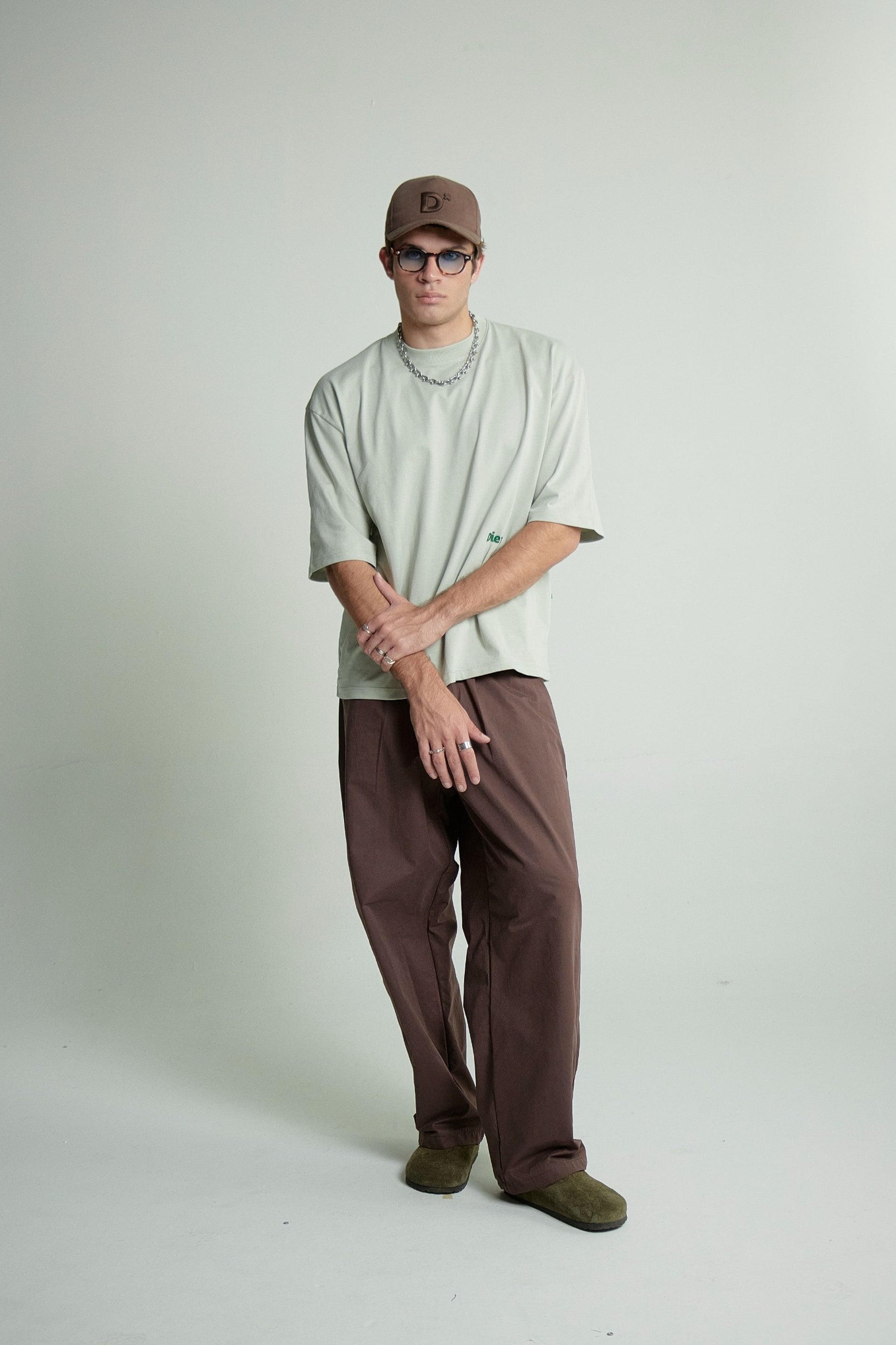 CAMISETA BOXY FIT OVERSIZED X GRIS