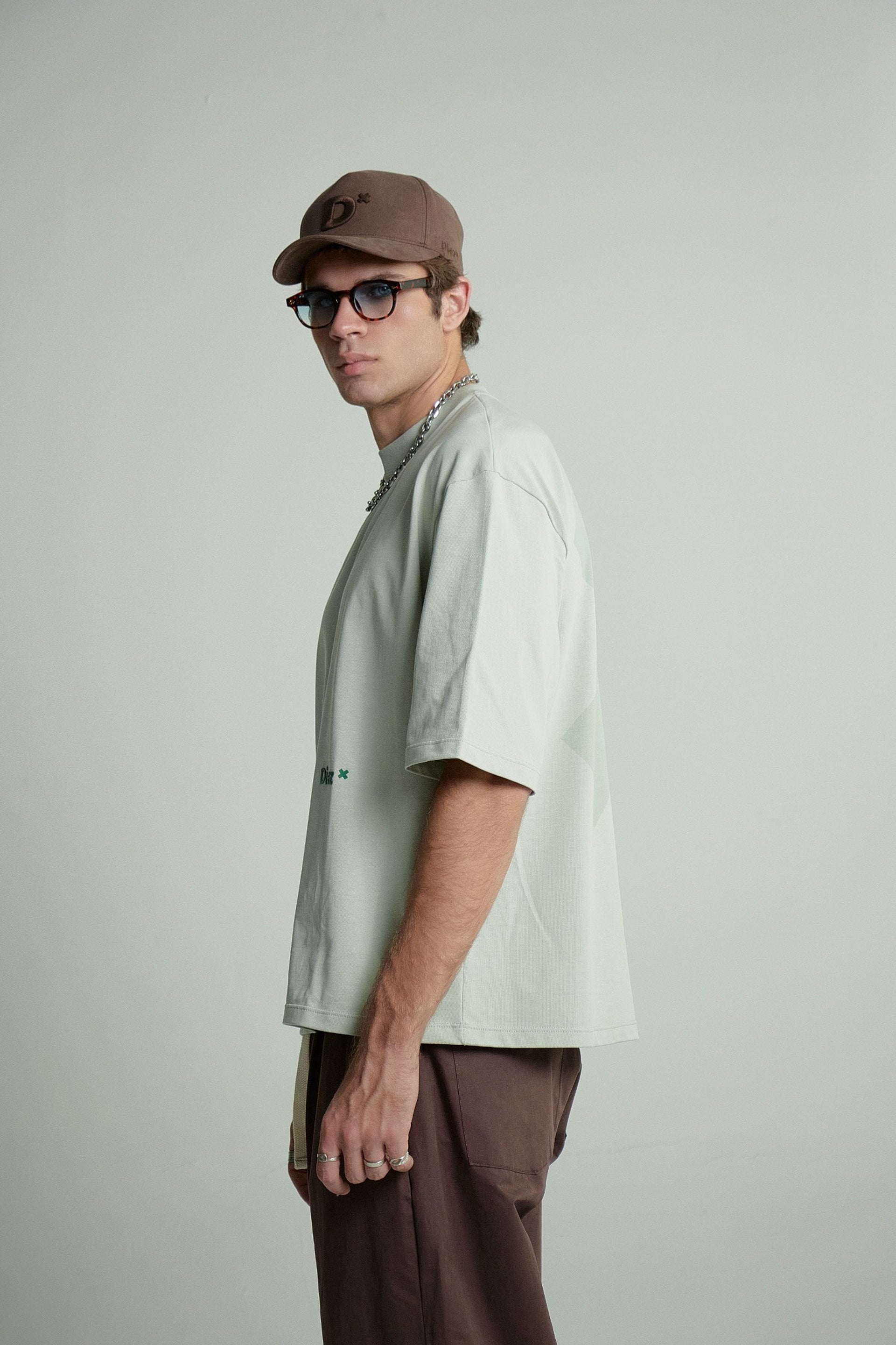 CAMISETA BOXY FIT OVERSIZED X GRIS